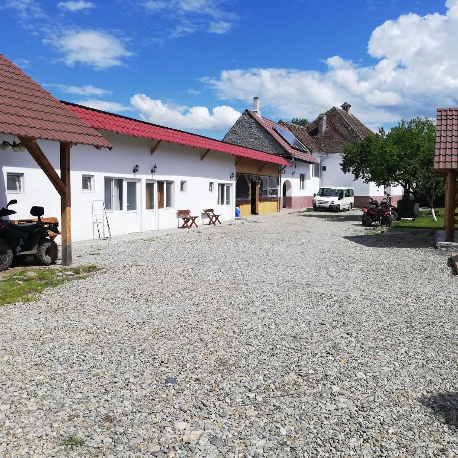 Casa Din Barcut Pension Buitenkant foto